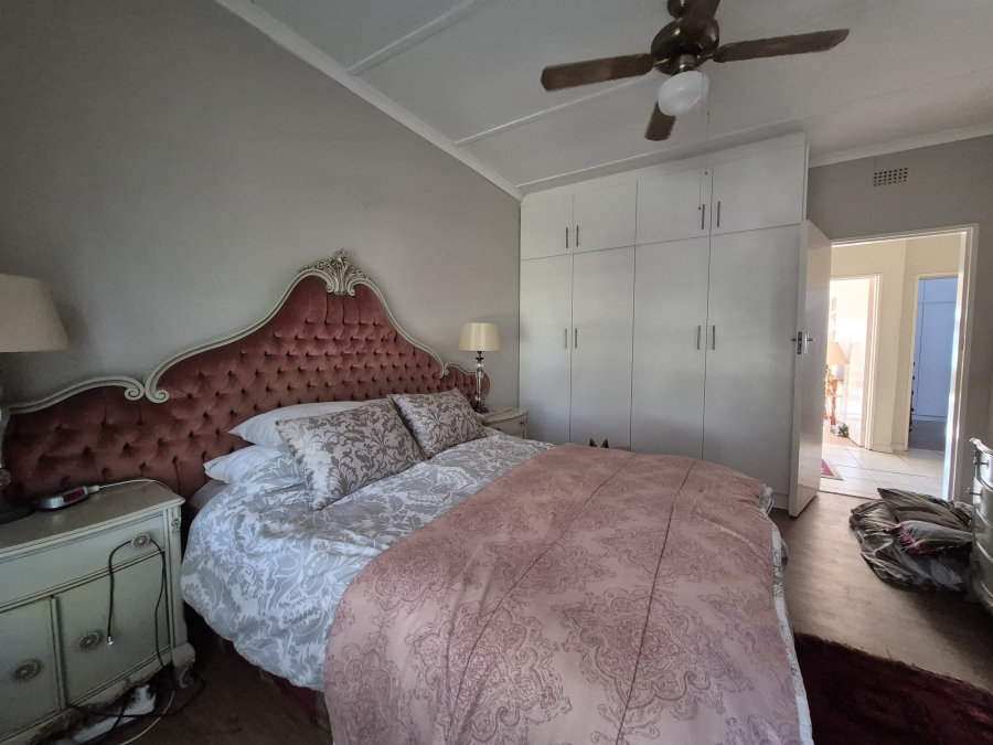 3 Bedroom Property for Sale in Panorama Western Cape